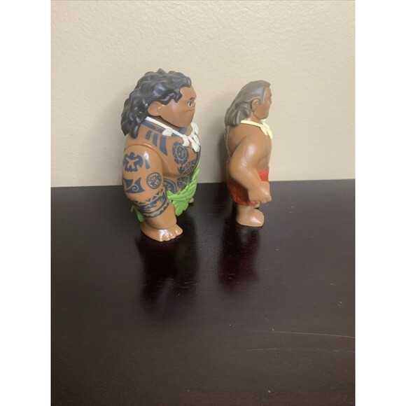 2016 Hasbro Disney Moana Figure Lot of 2 Chief Tui & Maui 4" - Picture 3 of 6